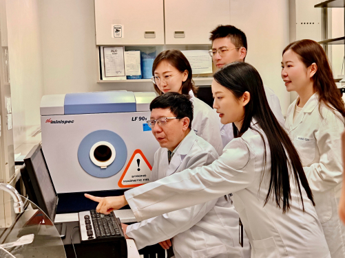 研究團隊識別出治療骨質疏鬆的明確干預靶點，助開發模擬運動效益藥物，可望為臥床或行動不便等骨折高危人群提供與運動效益相約的針對性治療。