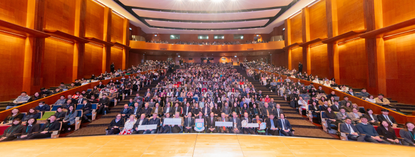 論壇於百周年校園李兆基會議中心大會堂舉行，吸引逾800位人士參與。